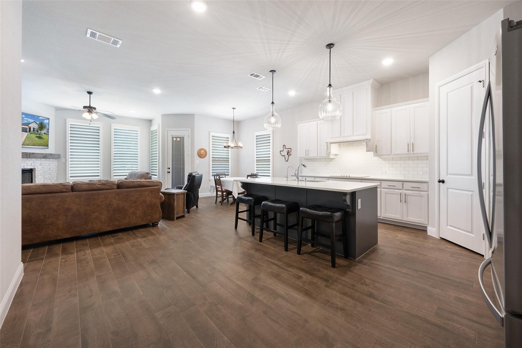 1308 Robinson Valley Drive - Photo 4