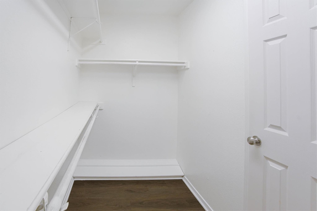 2508 Lakeshore Drive - Photo 24