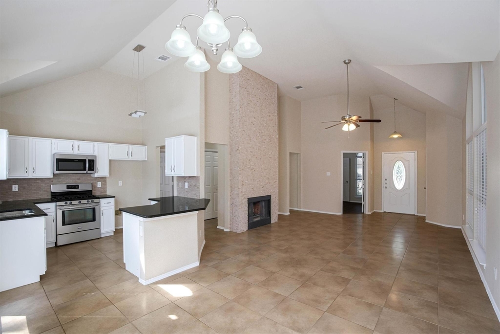 2508 Lakeshore Drive - Photo 11