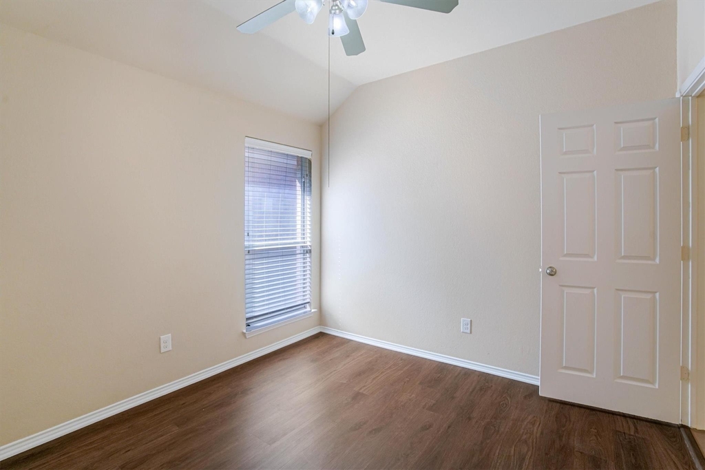 2508 Lakeshore Drive - Photo 28