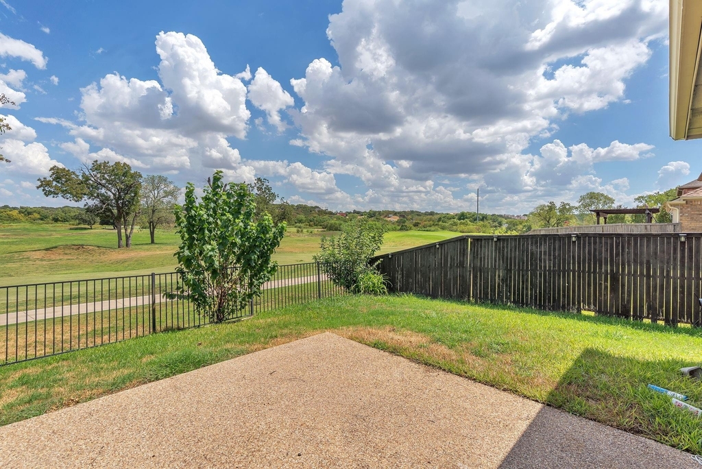 9129 Cottonwood Village Drive - Photo 15
