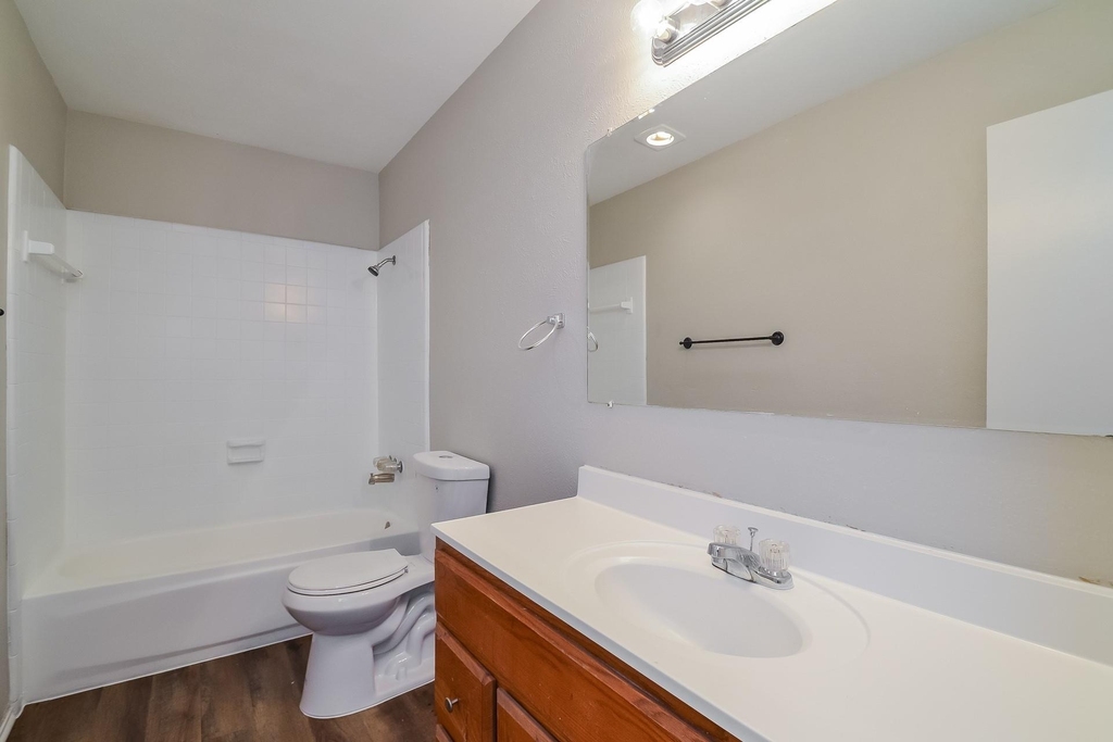 5702 Magnolia Lane - Photo 10