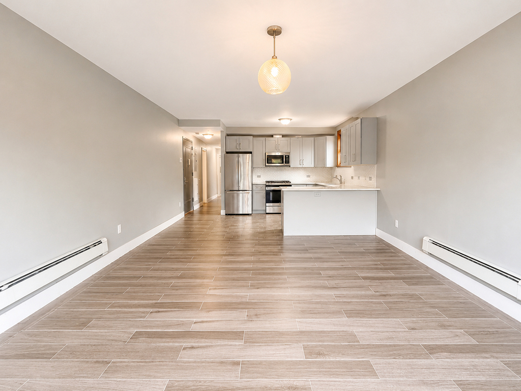 560 19th Street - Photo 1
