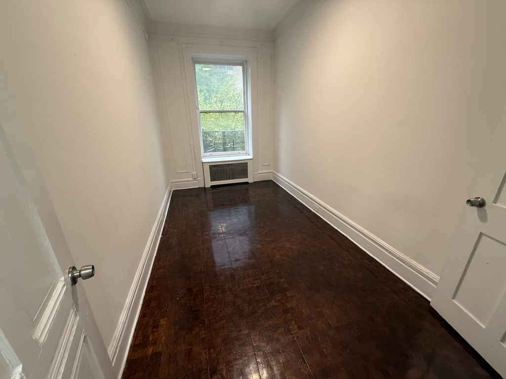24 East 80th Street - Photo 2