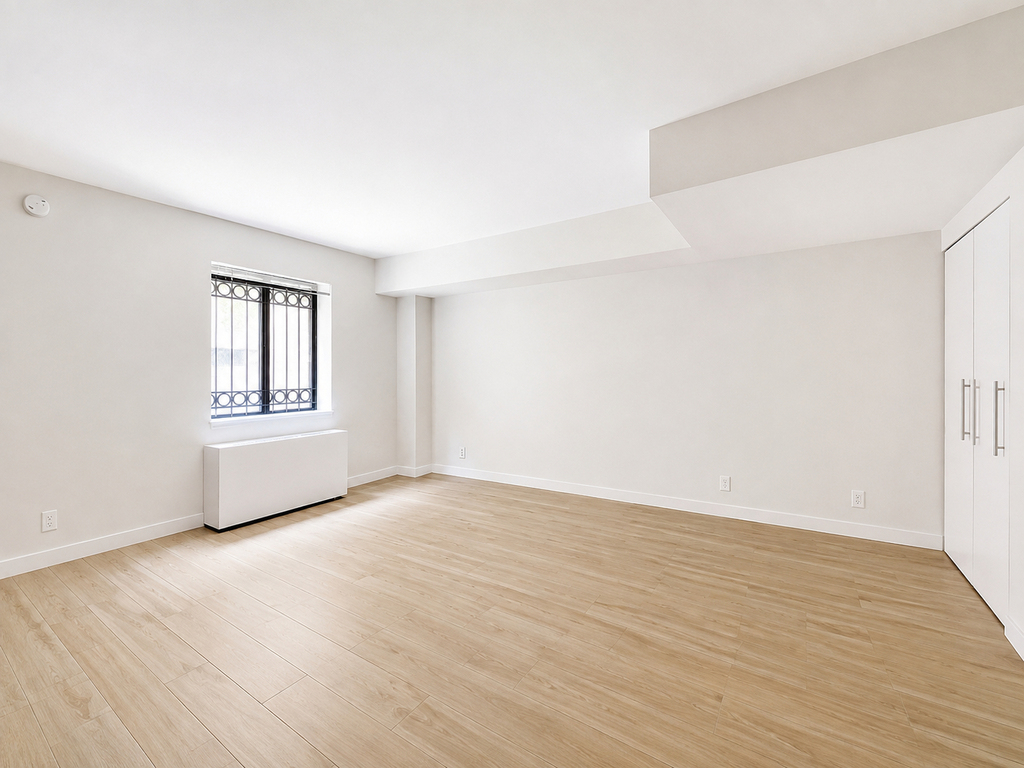 W 53rd Street - Photo 4