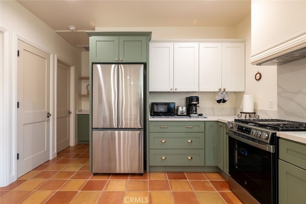 613 W Olive - Photo 8