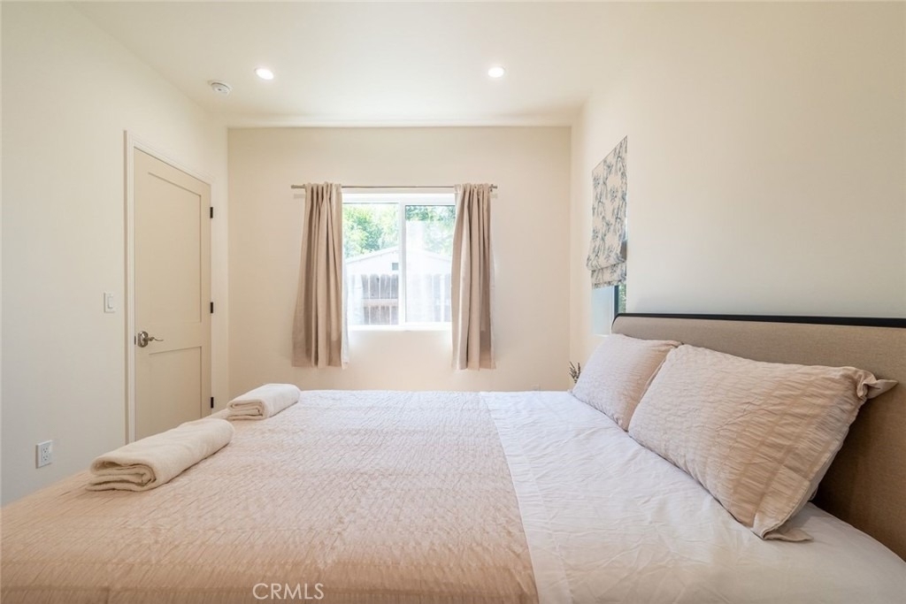 613 W Olive - Photo 16