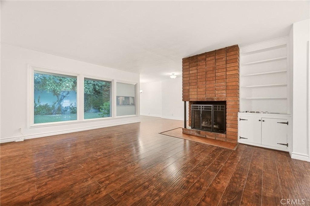 6928 Vanscoy - Photo 1