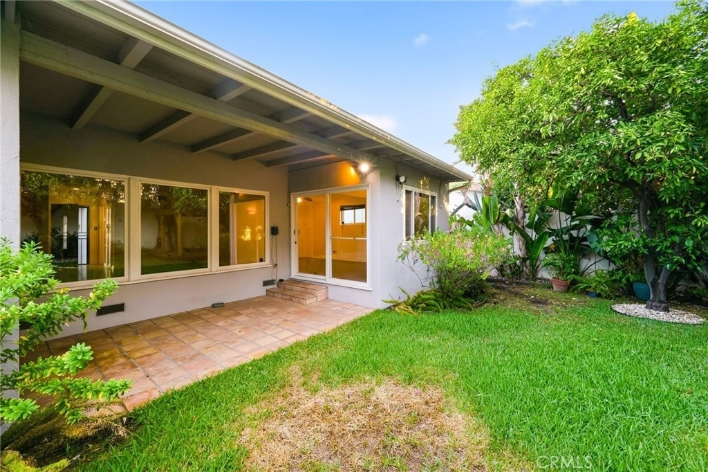 6928 Vanscoy - Photo 29