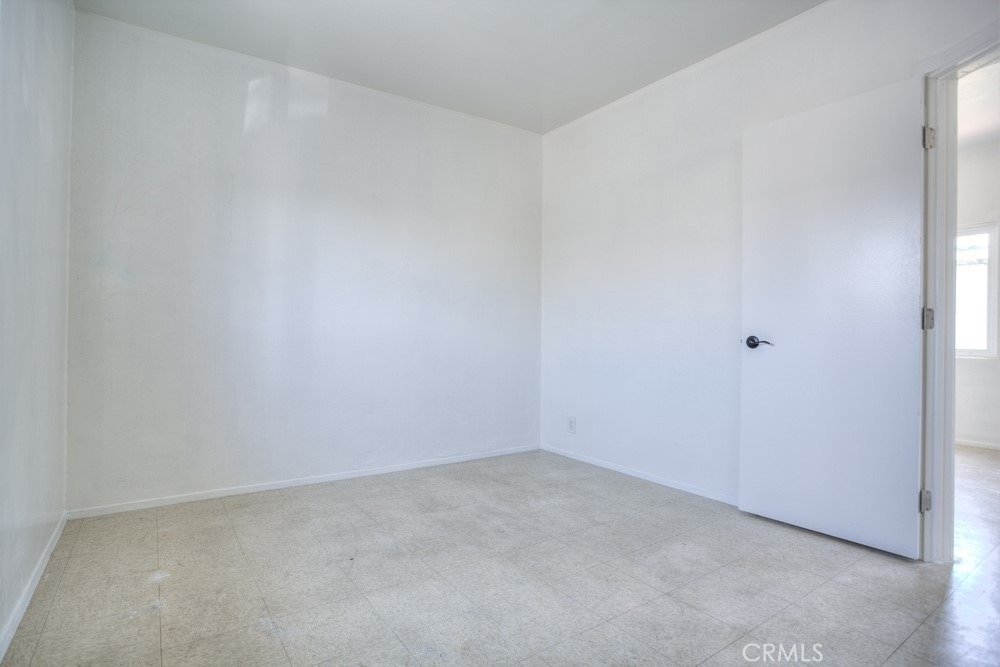 1003 Simmons Ave - Photo 13