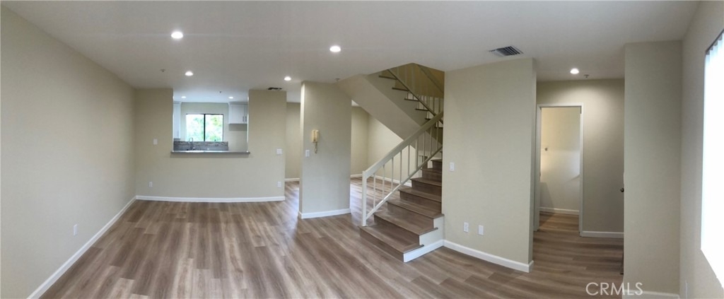 604 W Milford Street - Photo 2