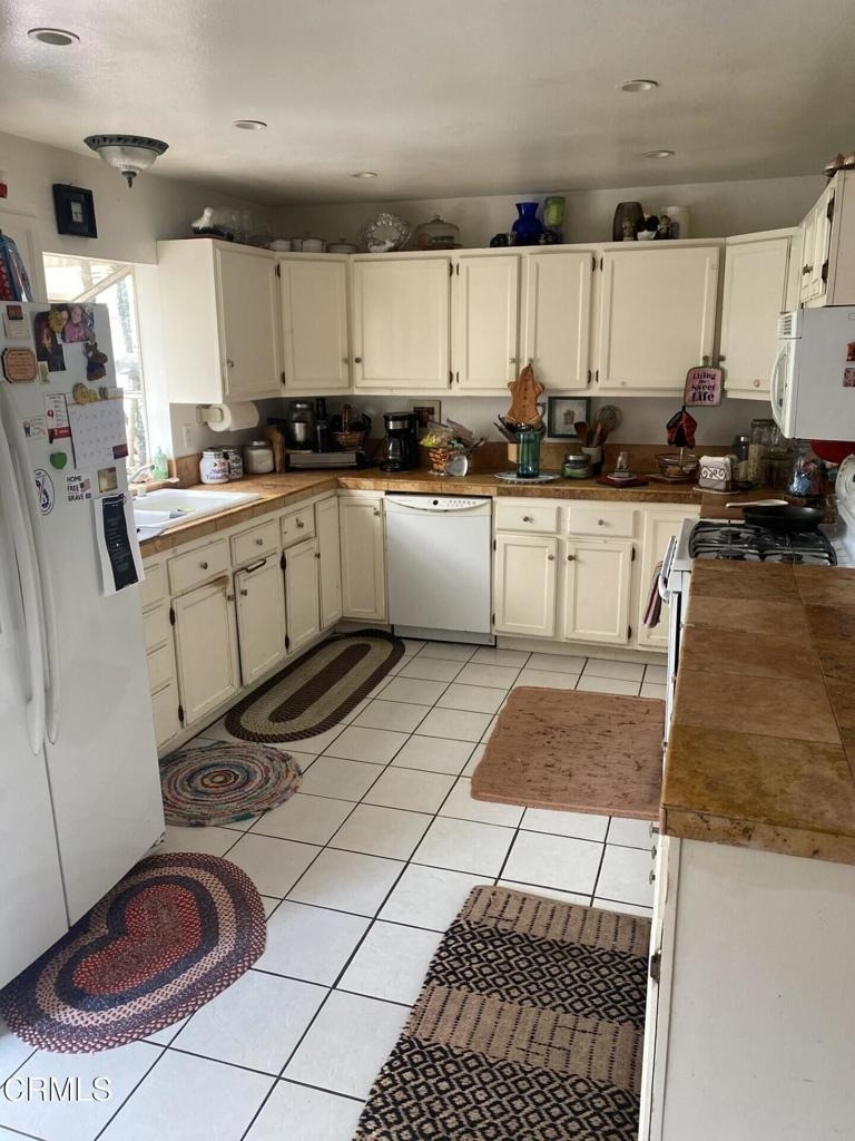 2521 Oarfish Lane - Photo 9