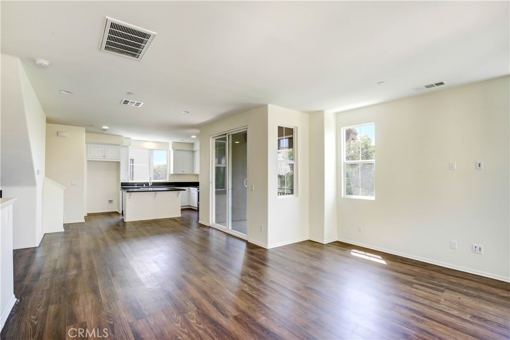 12474 Phoenix Court - Photo 11