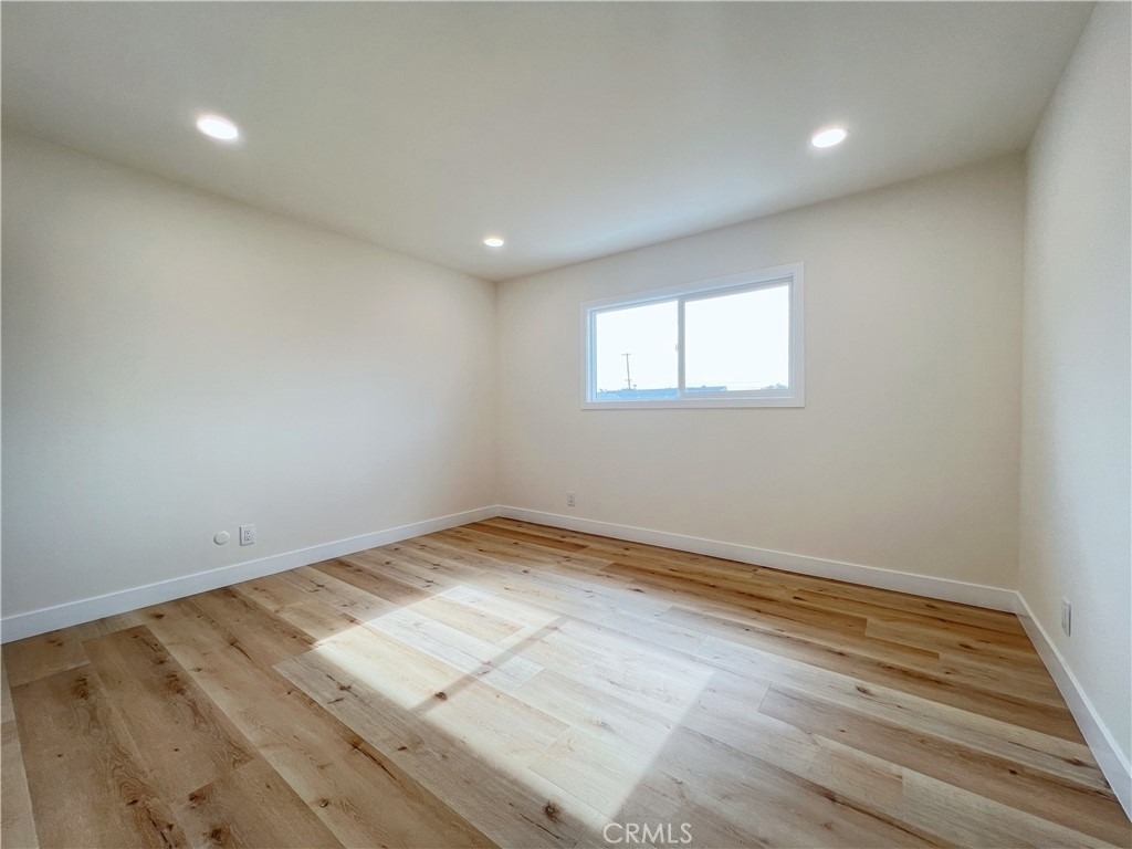 5261 Raintree St - Photo 10