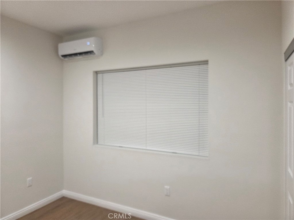 121 North Baymar - Photo 4