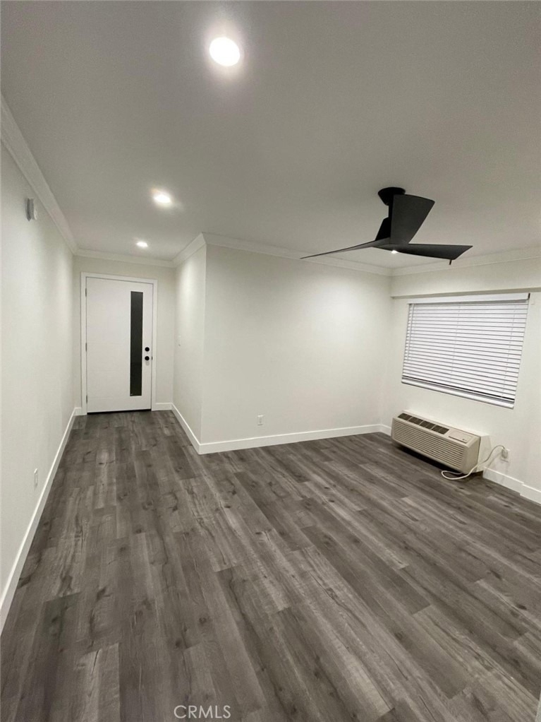 5743 Klump - Photo 4