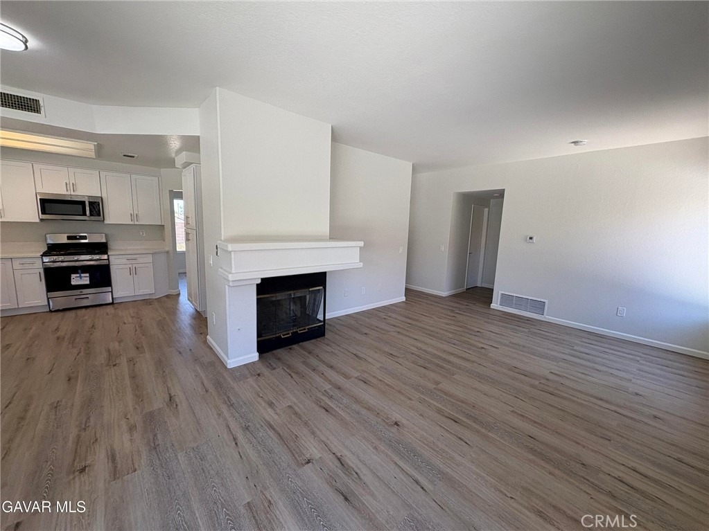 37557 42nd Street E - Photo 3