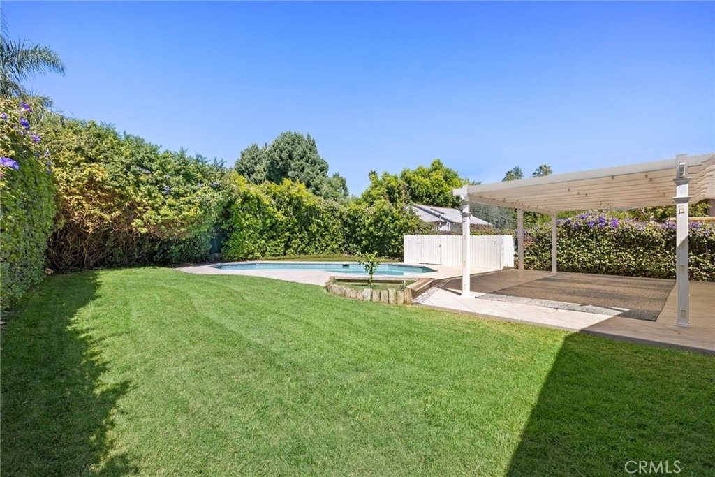 5237 Mecca - Photo 2