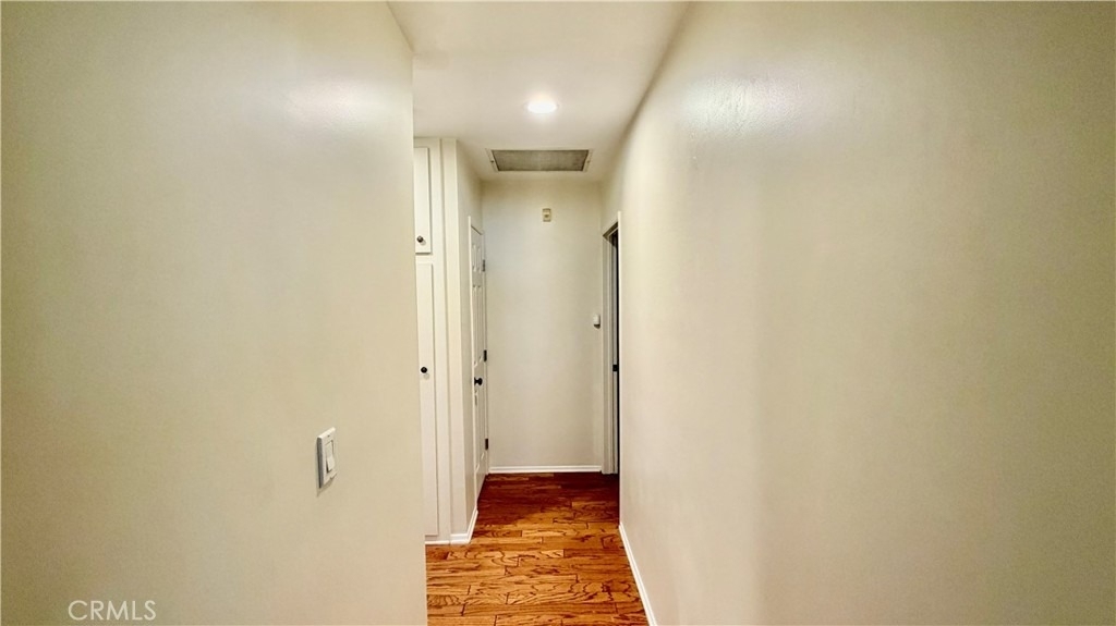 7843 Woodlake Avenue - Photo 15