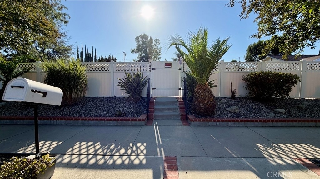7843 Woodlake Avenue - Photo 28
