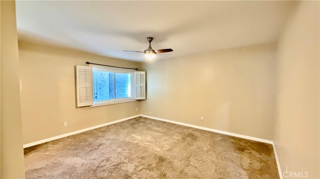 7843 Woodlake Avenue - Photo 17