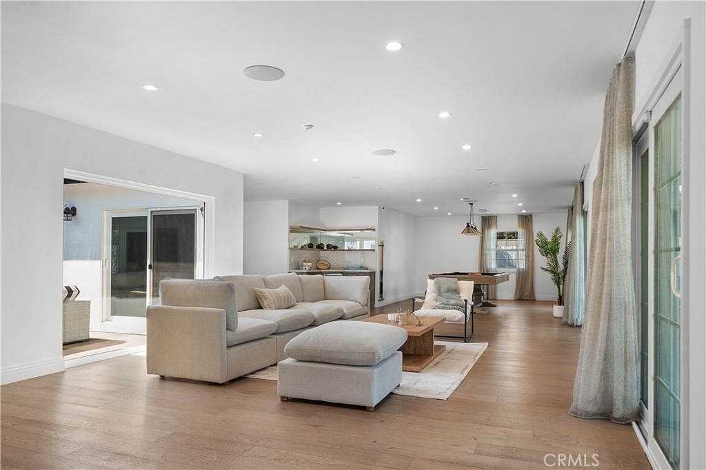 9150 Zelzah Avenue - Photo 34