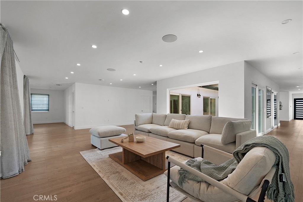 9150 Zelzah Avenue - Photo 36