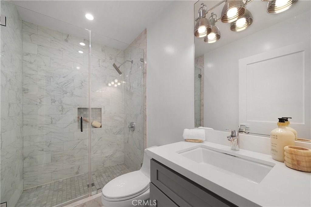 9150 Zelzah Avenue - Photo 39