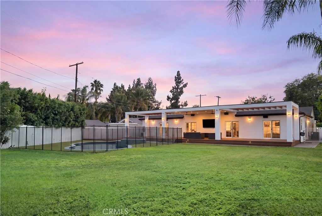 9150 Zelzah Avenue - Photo 3