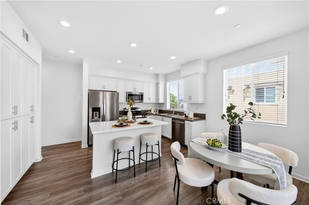 156 N Orange - Photo 9