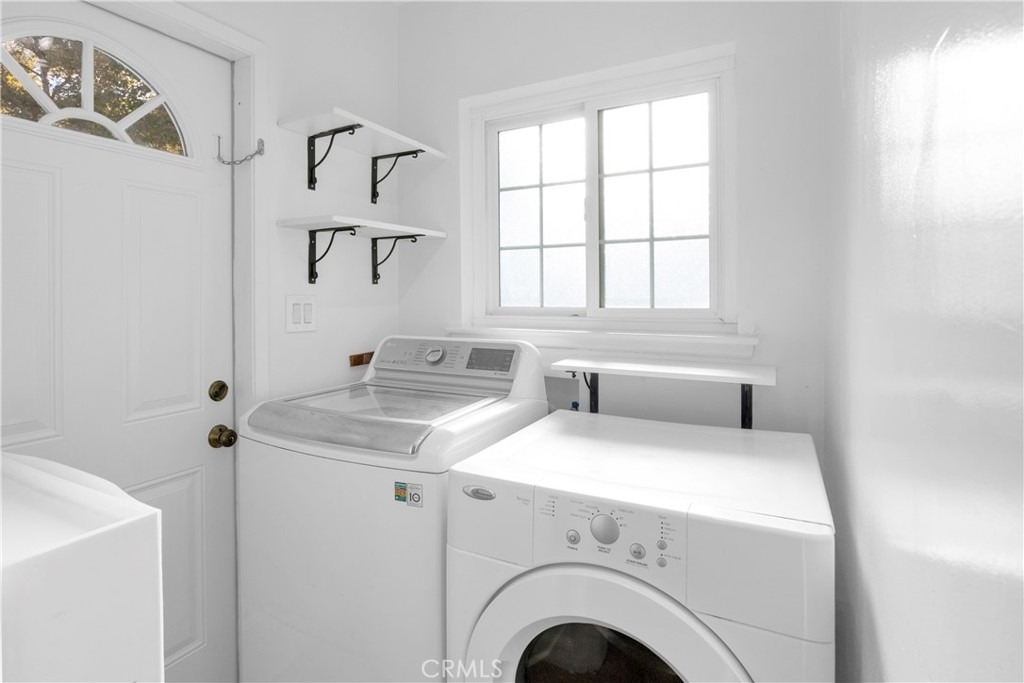 353 S Crest - Photo 17
