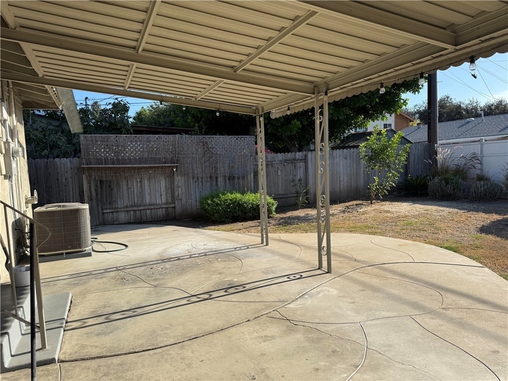 309 Russell - Photo 9