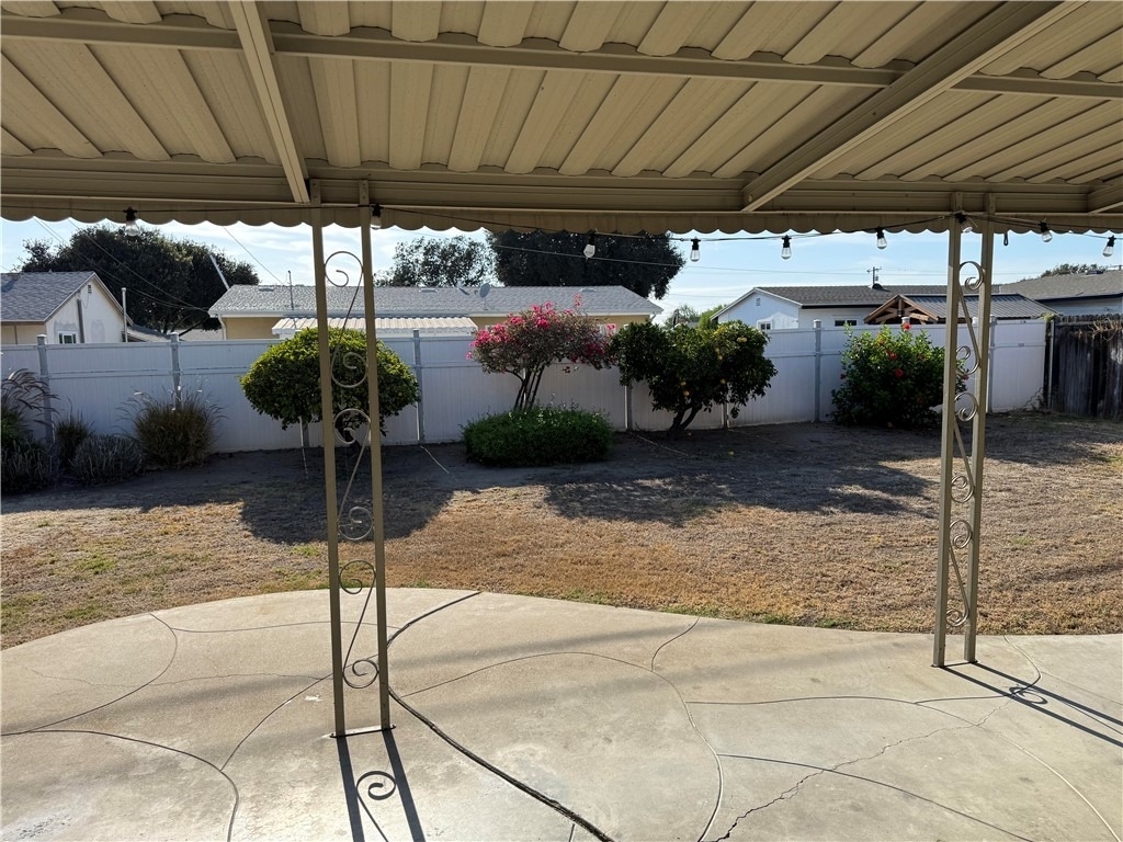309 Russell - Photo 8