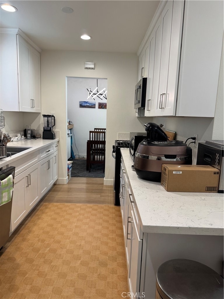 309 Russell - Photo 3