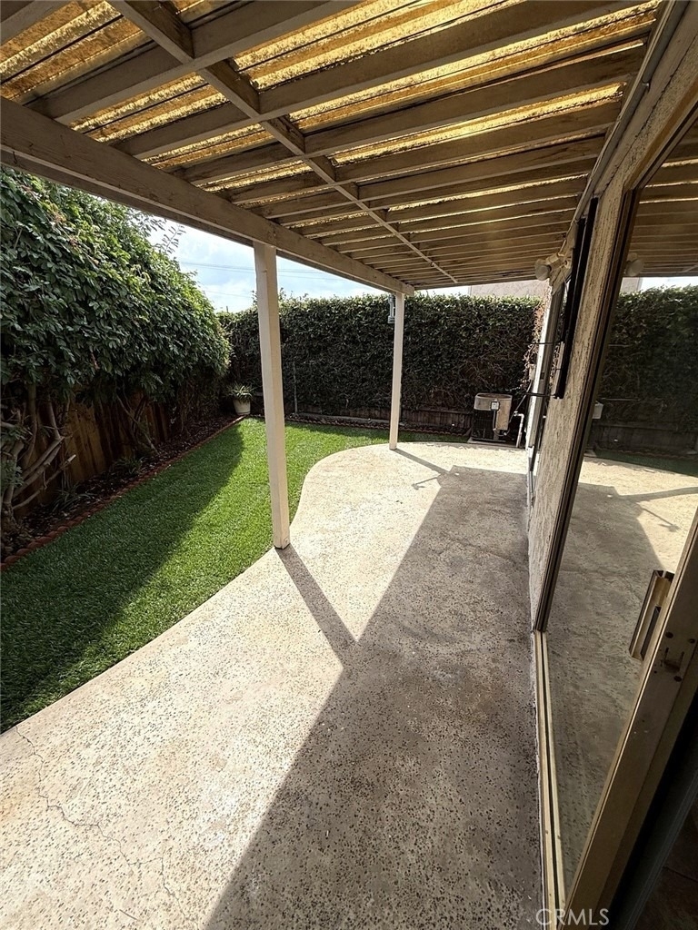8170 Crowley - Photo 6