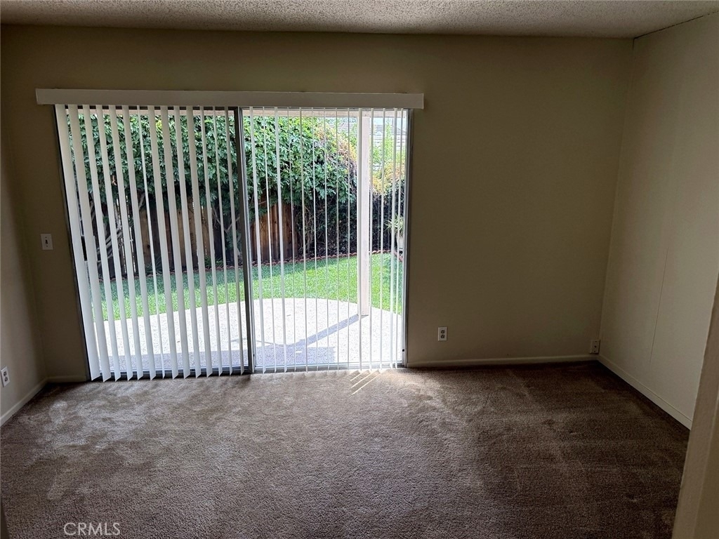 8170 Crowley - Photo 3