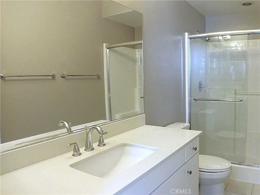 16674 Bellflower Boulevard - Photo 15
