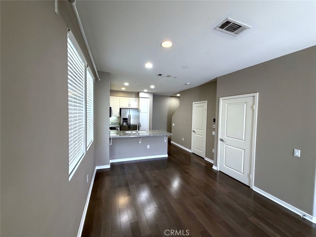 16674 Bellflower Boulevard - Photo 9
