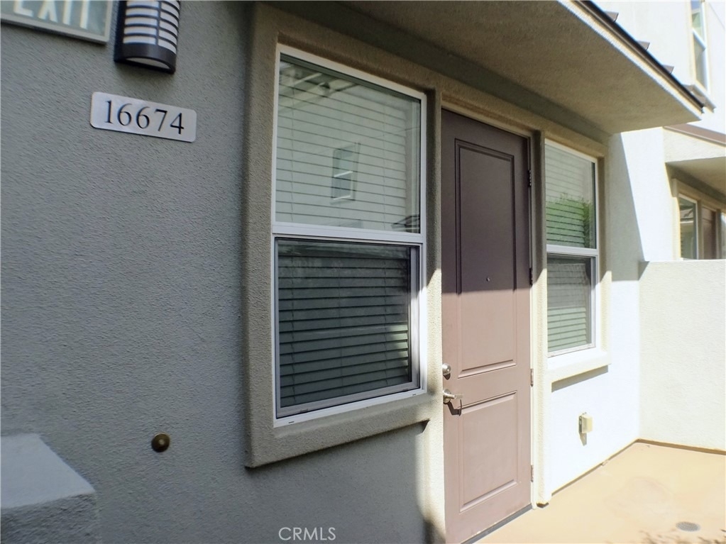 16674 Bellflower Boulevard - Photo 7