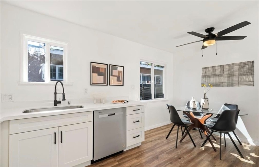 5538 Linden Avenue - Photo 3