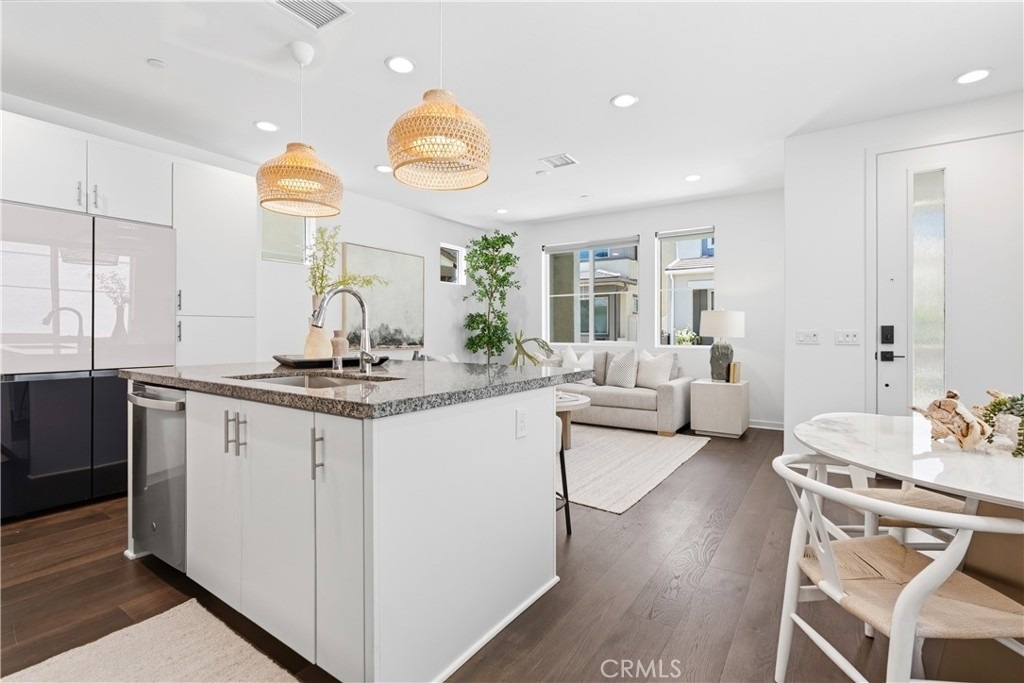 441 Potter Way - Photo 6