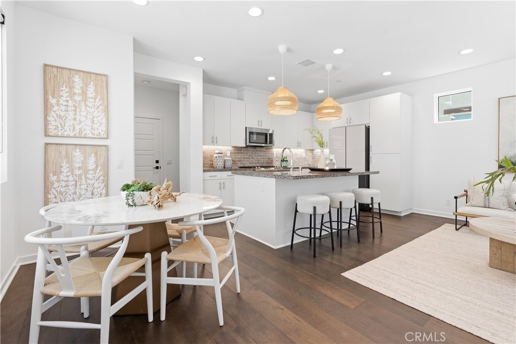 441 Potter Way - Photo 7