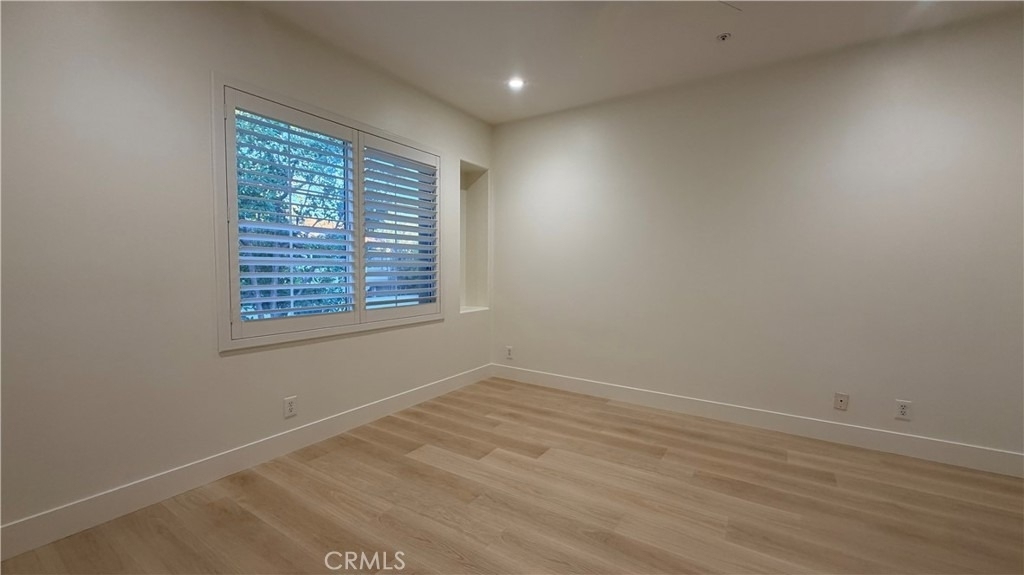 449 Ridgeway - Photo 6