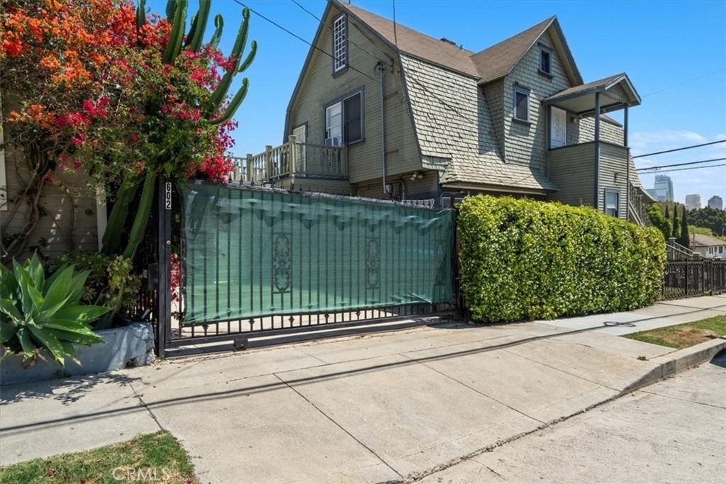 602 Douglas Street - Photo 0