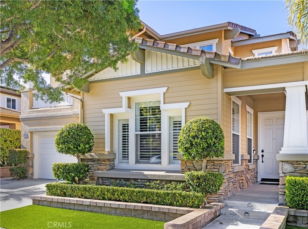 48 Kempton Lane - Photo 0