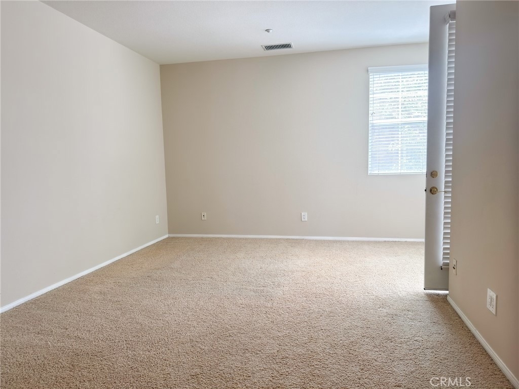 17 Whitworth - Photo 9