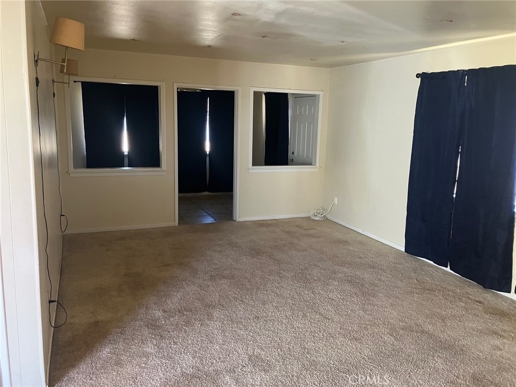 913 E Elizabeth - Photo 1