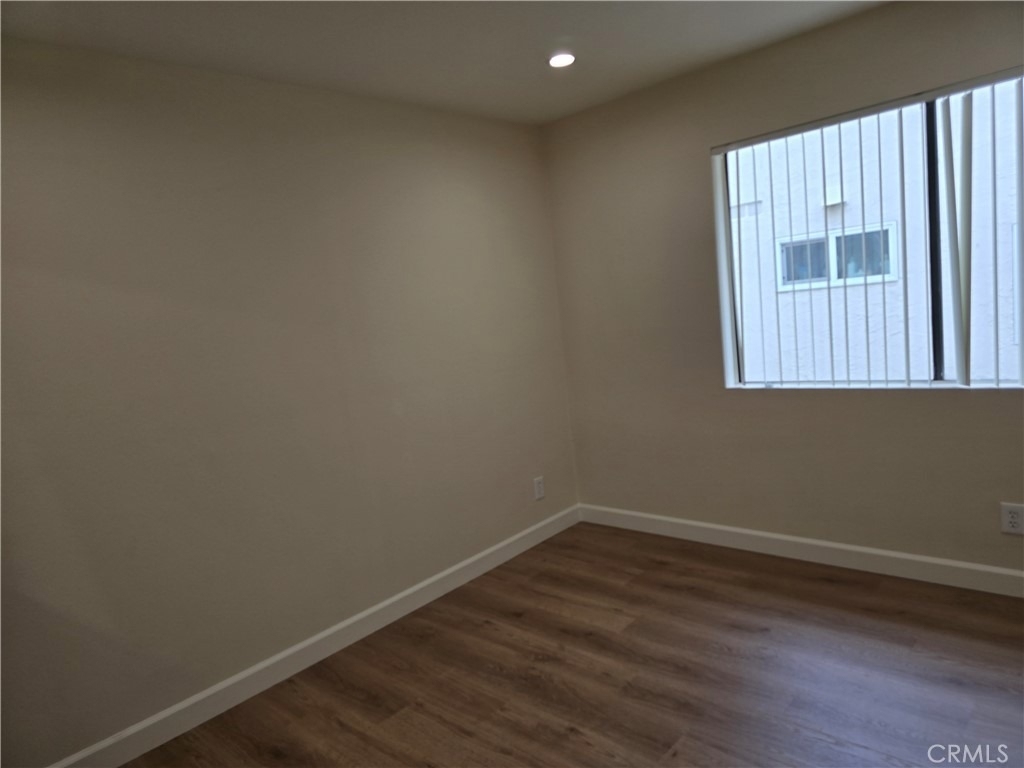 330 Cameron Place - Photo 8