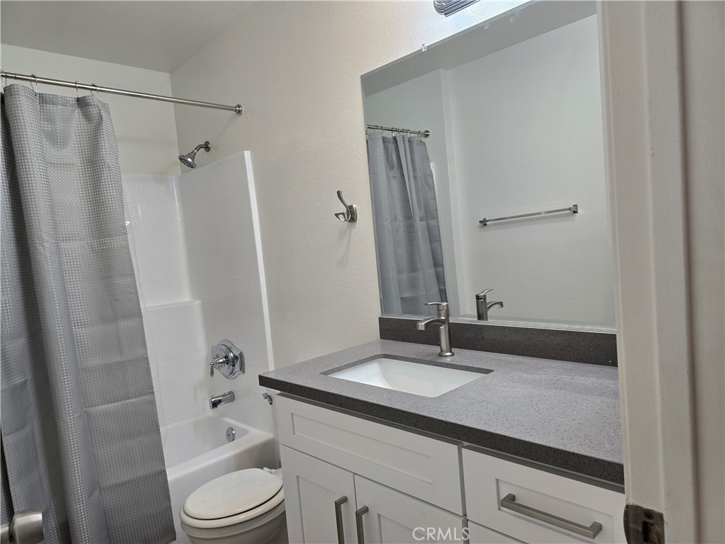 330 Cameron Place - Photo 13