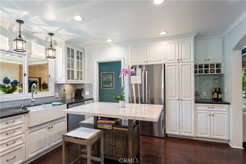 668 W 12th - Photo 22